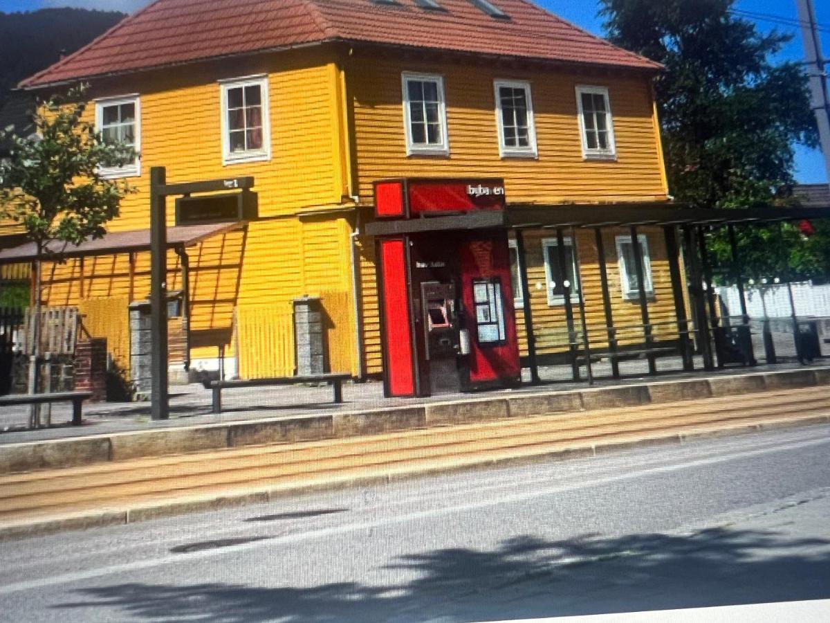 Cosy Apartment With Free Parking Bergen Exterior photo