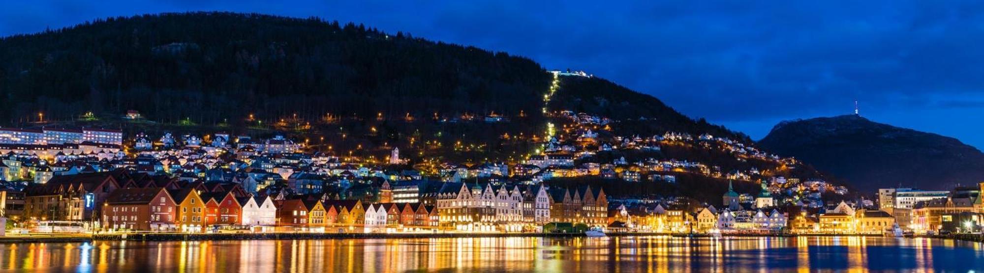 Cosy Apartment With Free Parking Bergen Exterior photo