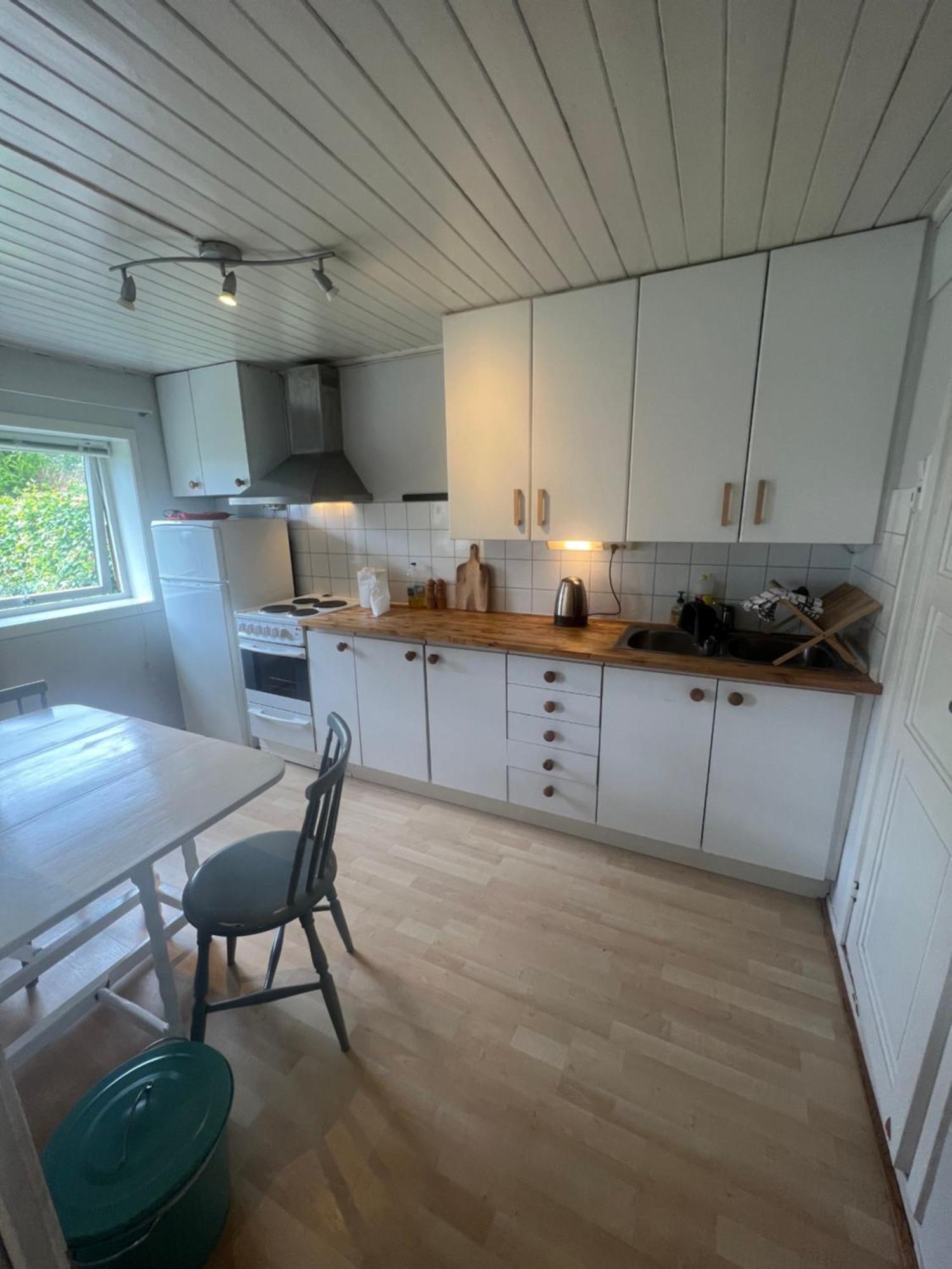 Cosy Apartment With Free Parking Bergen Exterior photo